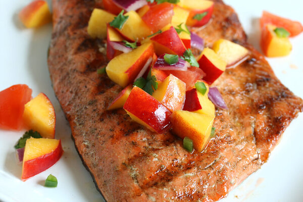 salmon_peach_salsa_96311.jpg