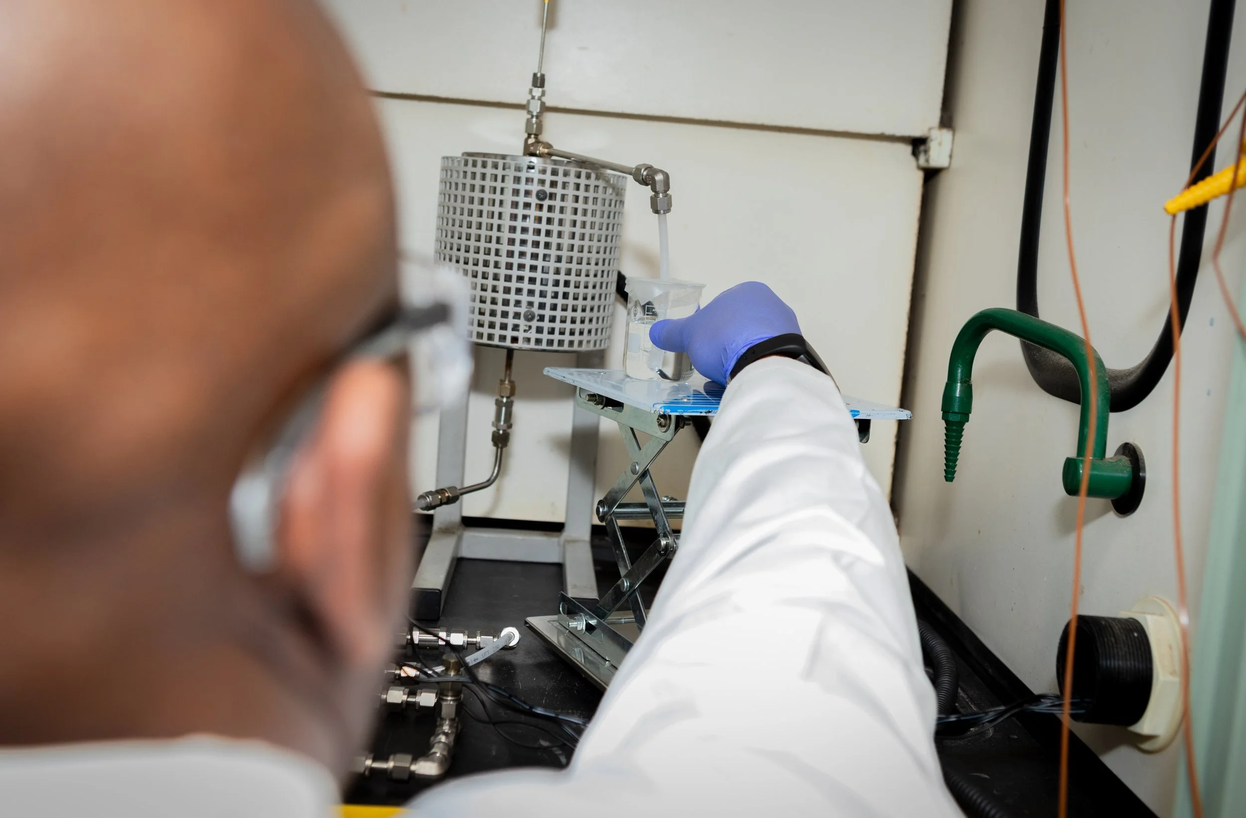 Collecting ammonia samples from a prototype reactor