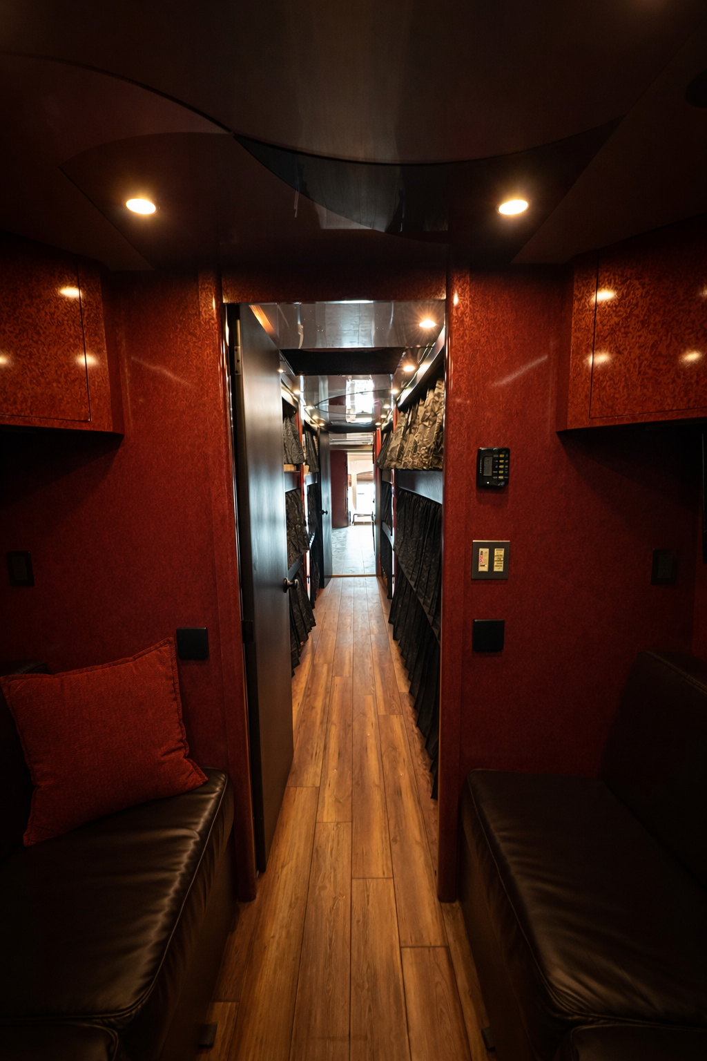 Back Lounge 2.png