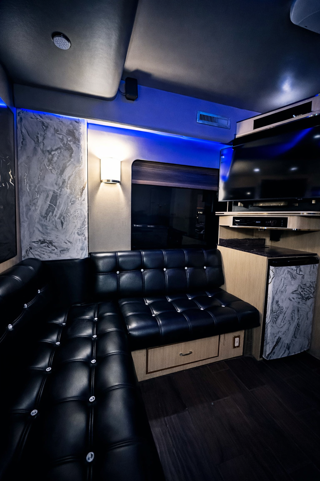 back lounge 2.png