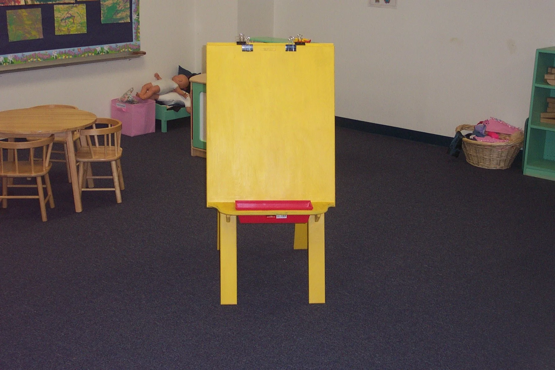 Children's Art Easel. 