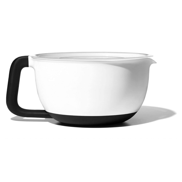 BATTER BOWL - no-slip, lid, generous 4-quart size...LOVE!