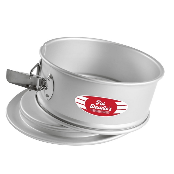 9" SPRINGFORM PAN - a unique + durable design