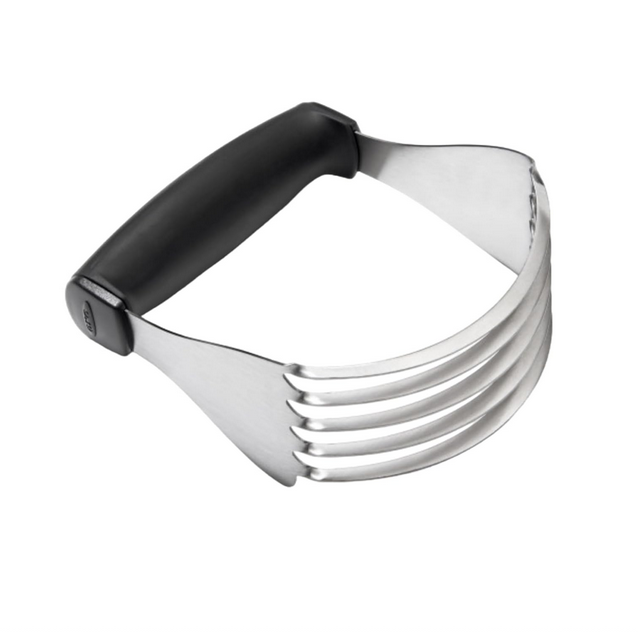 PASTRY CUTTER - this handle makes all the difference