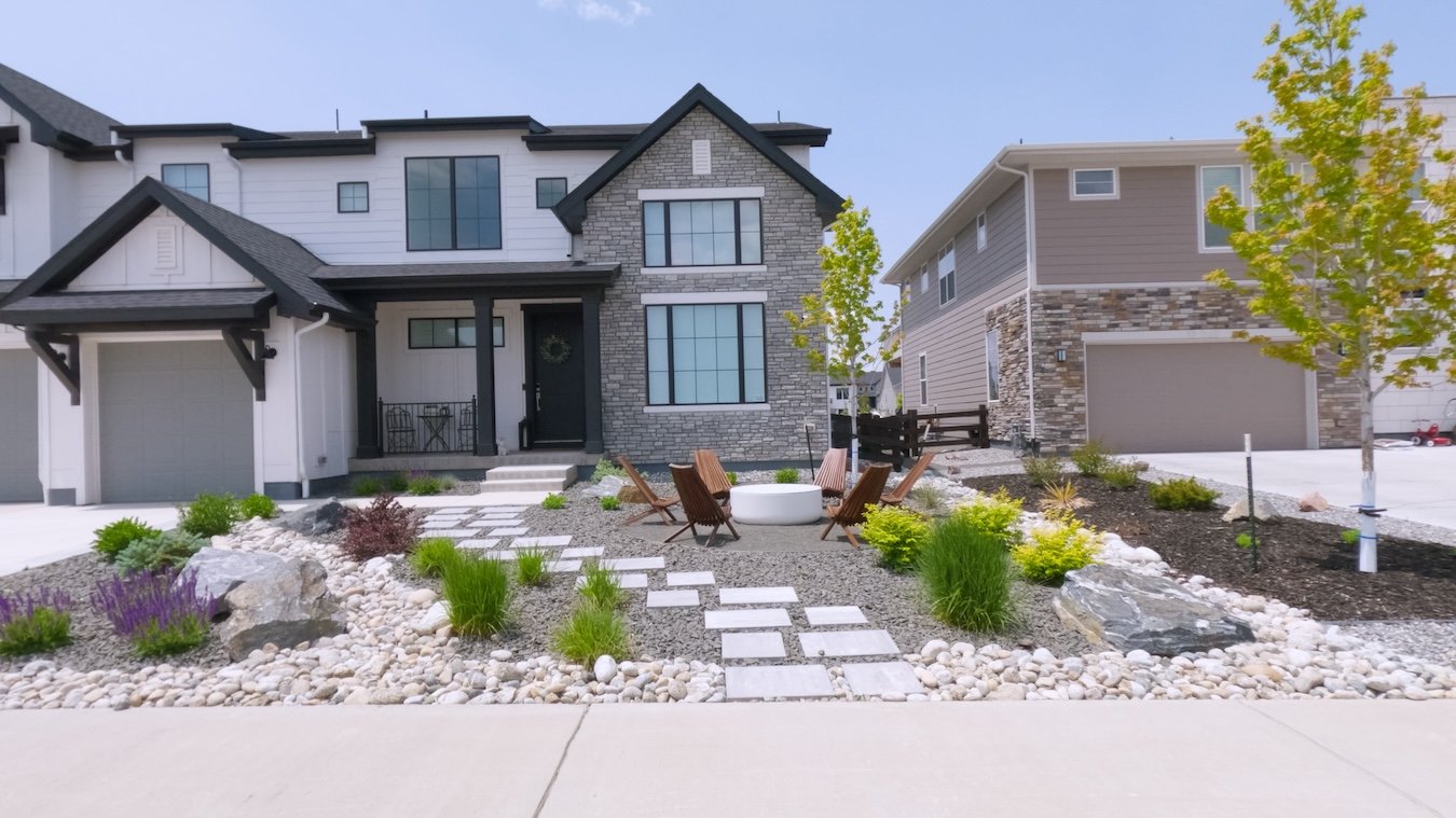 front_yard_fp.jpg