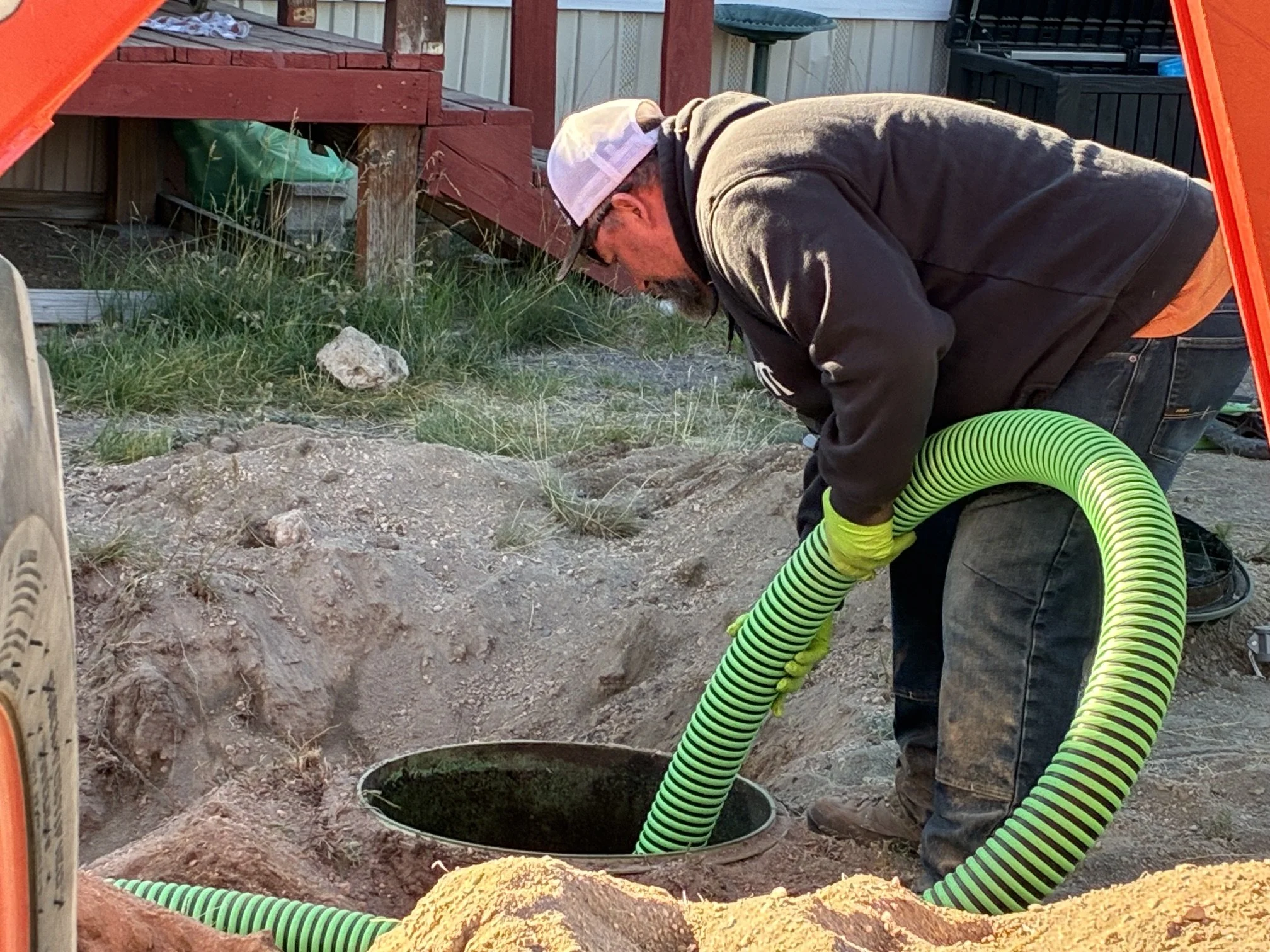 Dedication to safety and cleanliness: We take care of the mess! Cal today to get on our list for septic tank pumping in La Pine, Gilchrist, Crescent, Chemult, Crescent Lake, Silver Lake, Fort Rock, and Christmas Valley.