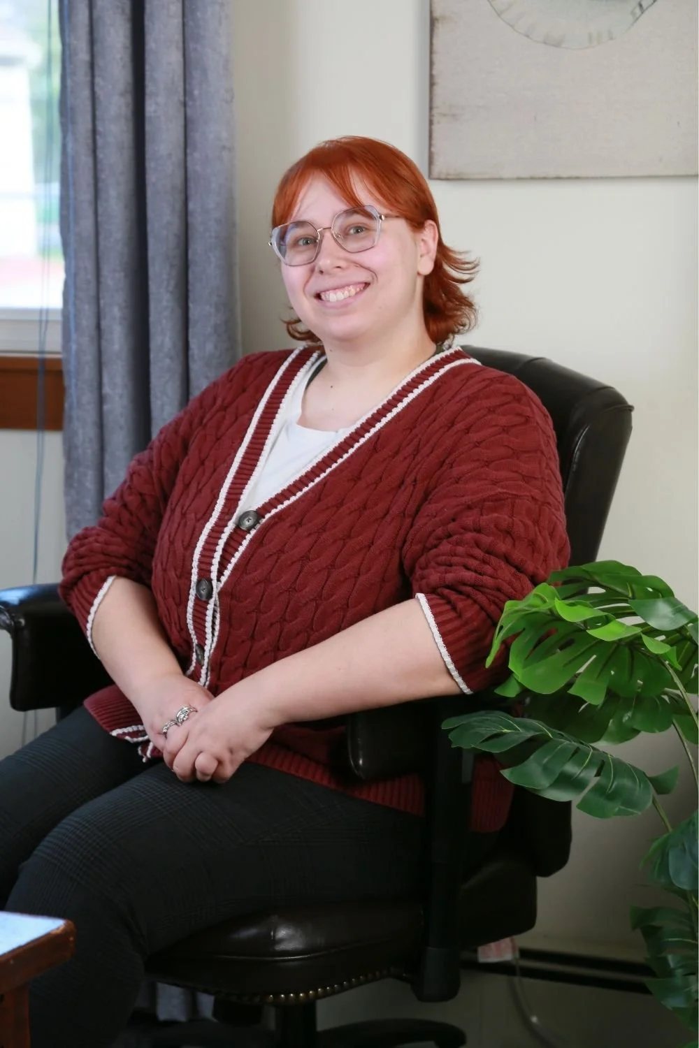 Headshot of Stephanie Taylor Szabo
