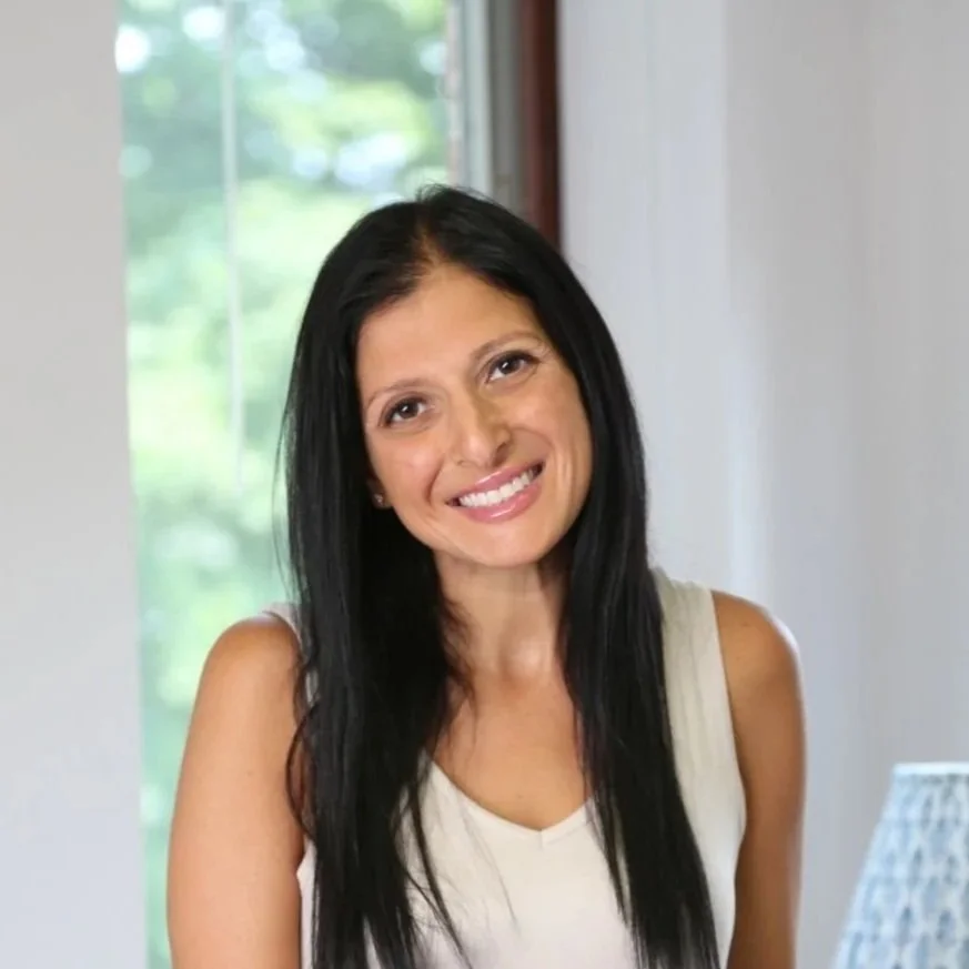 headshot of Jillian Anderson