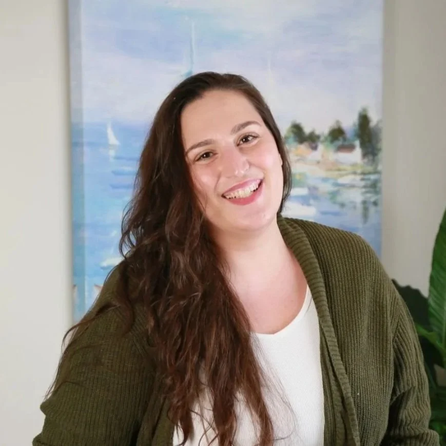 headshot of Leana Silipo