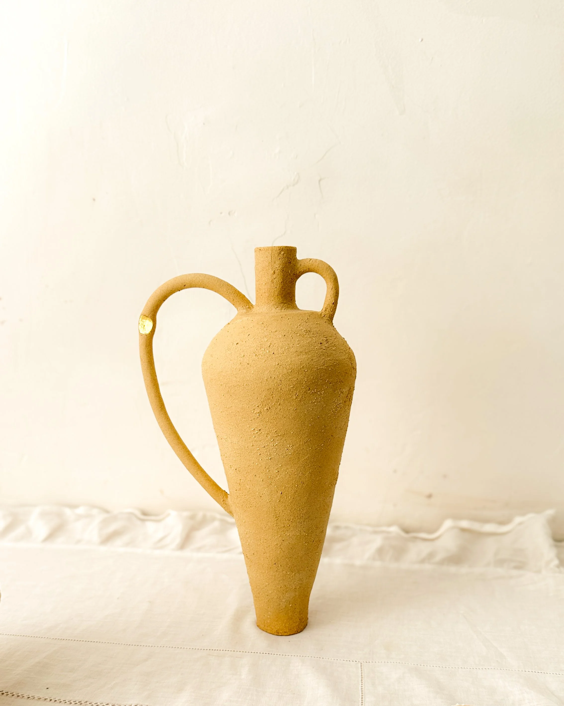 liiv jar raw stoneware gold leaf.jpg