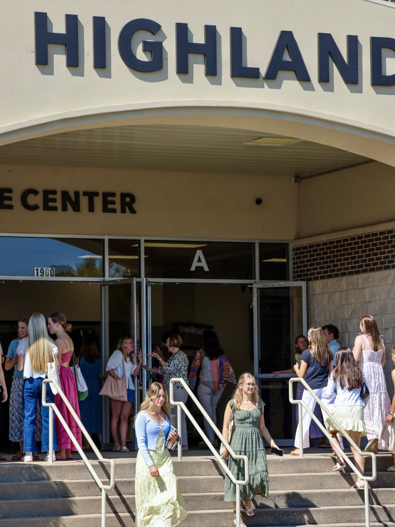 Happy Saturday Highland FAM! We cannot wait to be with YOU tomorrow as we worship the Lord together! 

We are commissioning our Netherlands Team during the 8:40 and 4pm Gatherings, as they prepare to share the Gospel there!

We will be diving into Jo