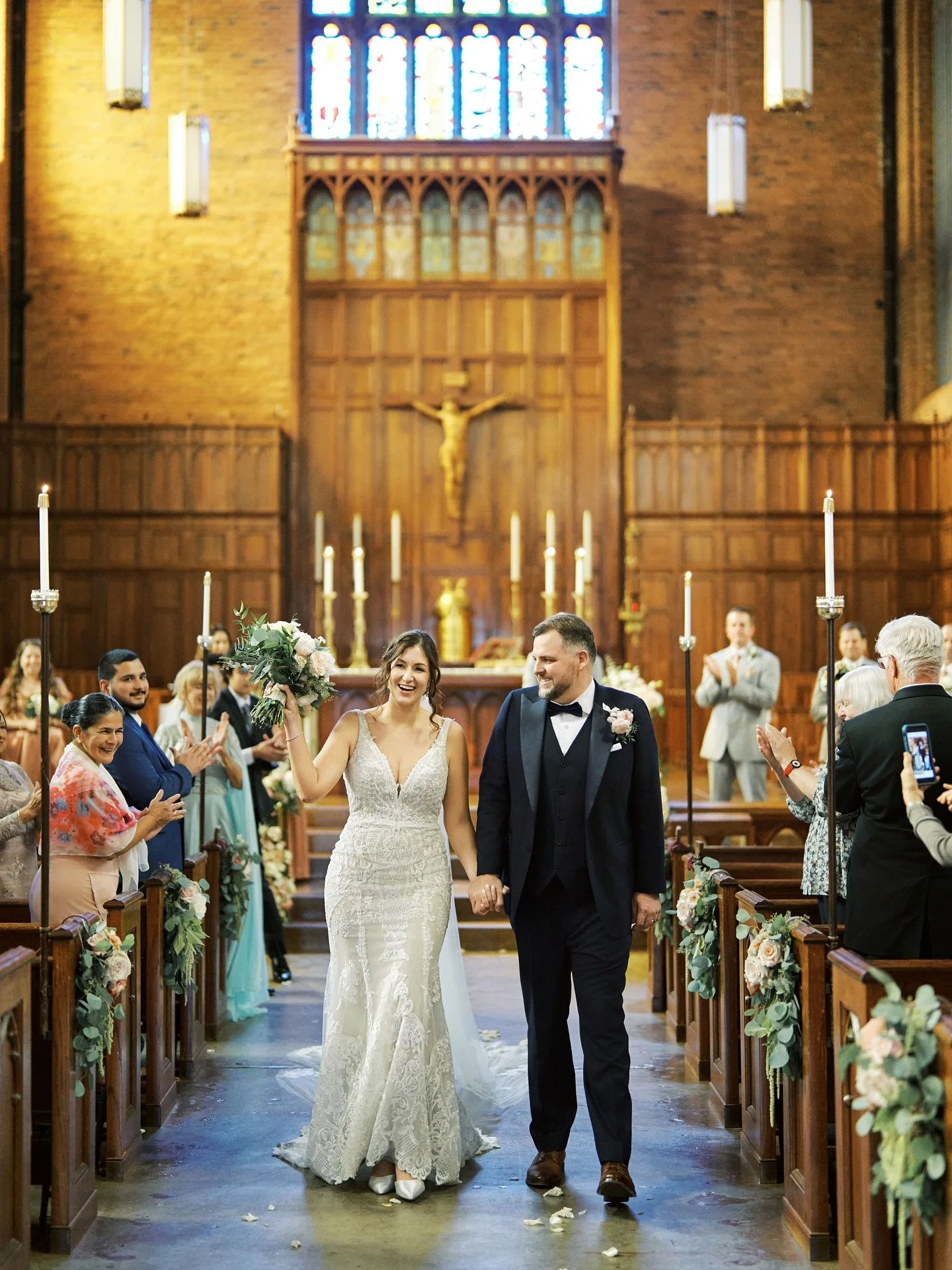 Celebrating Val and Jed&rsquo;s wedding at Blessed Sacrament Church and The Lodge at St. Edward&rsquo;s Park. It was such an enjoyable experience shooting this lovely wedding. Lots of intimate and beautiful moments.
.
.
.
Photography and Videography: