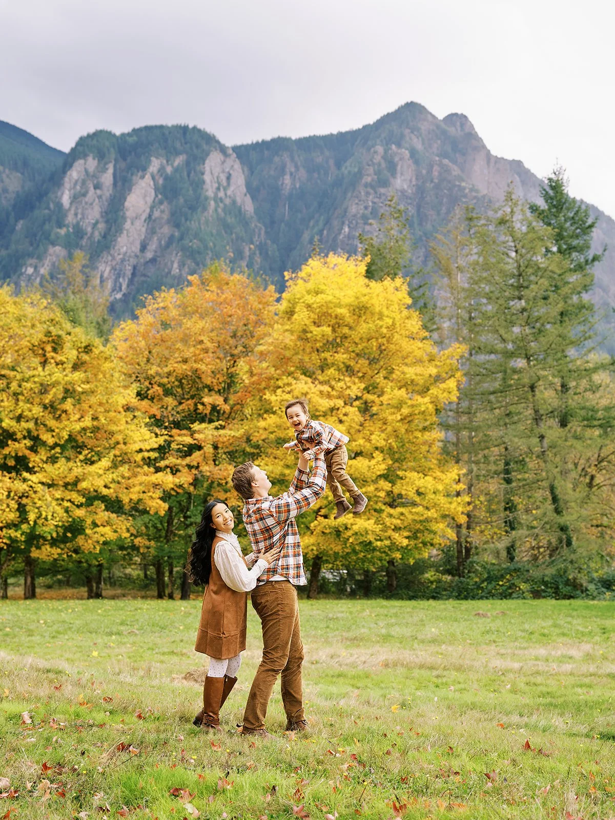 Karissa-Family-Fall-2024-11.jpg