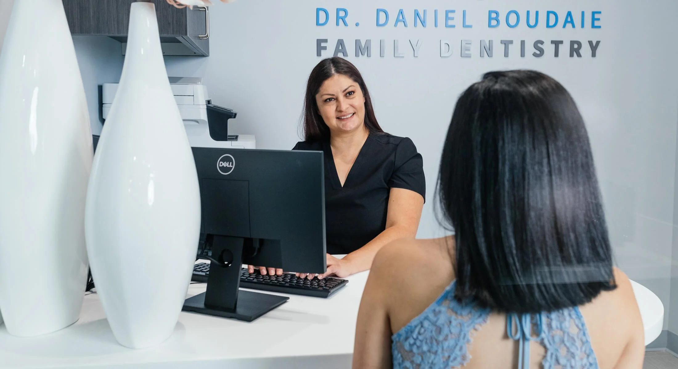 Burbank-dentist-receptionist.jpg