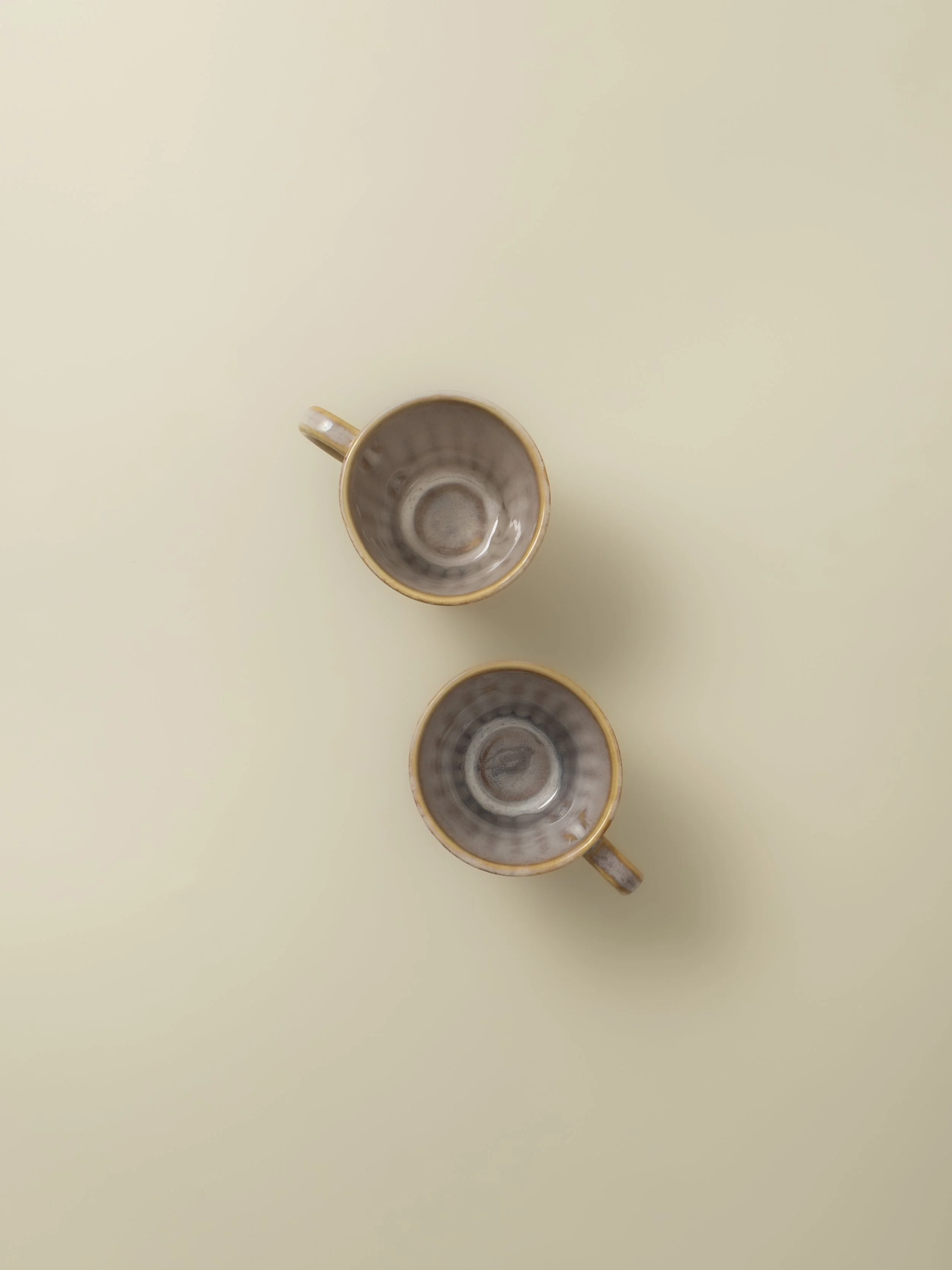 Vieira_Creme_Set2mugs.jpg