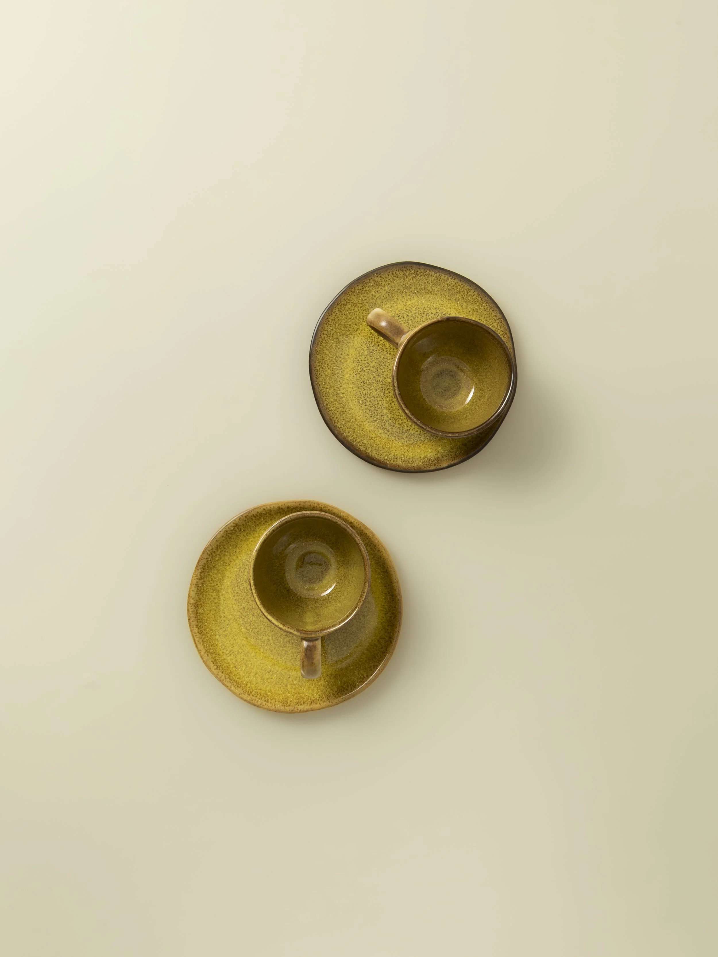 Caneca_cha_pires_amarelo.jpg