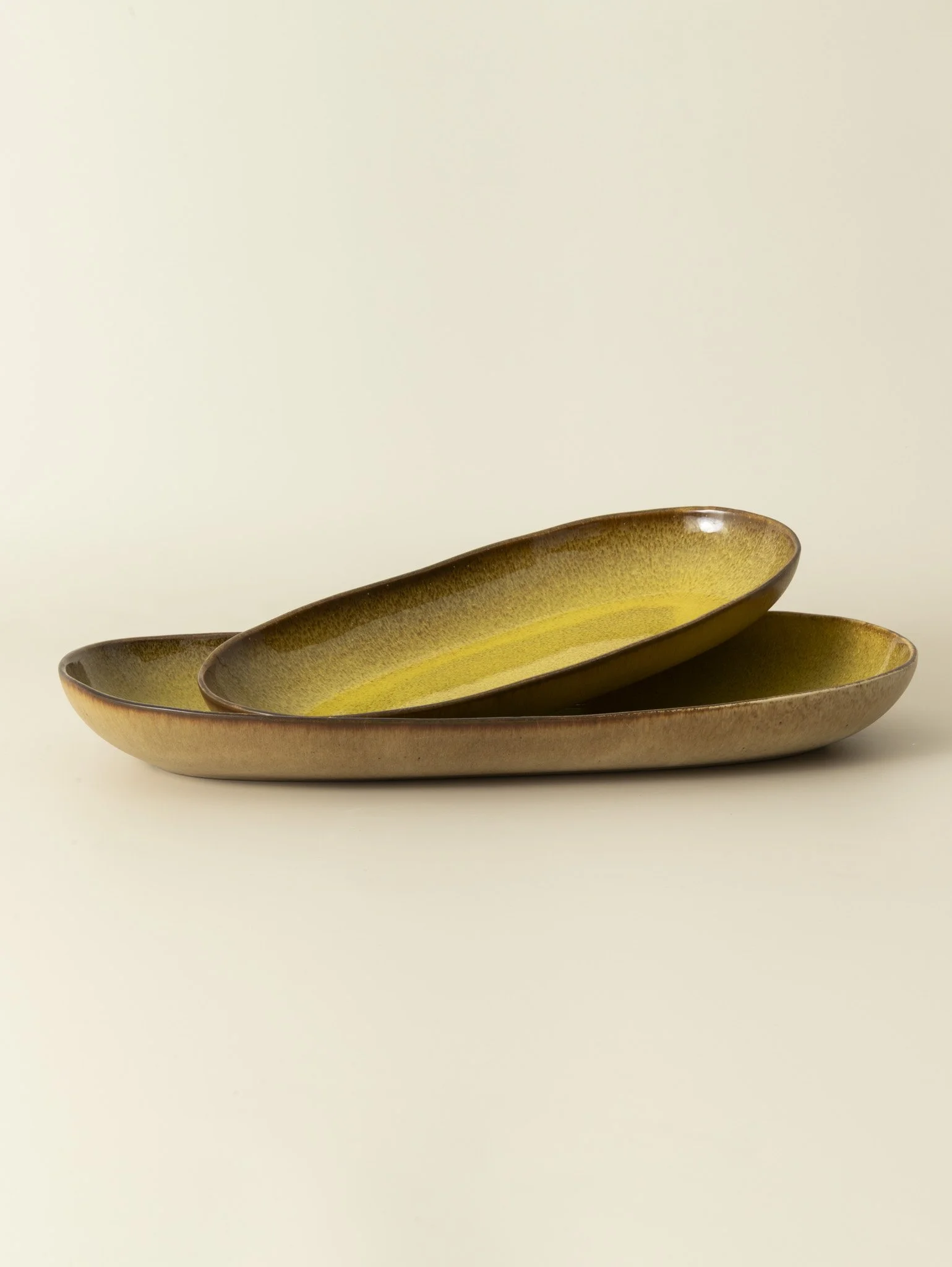 13" Oval Platter Medium - Poppy Seed