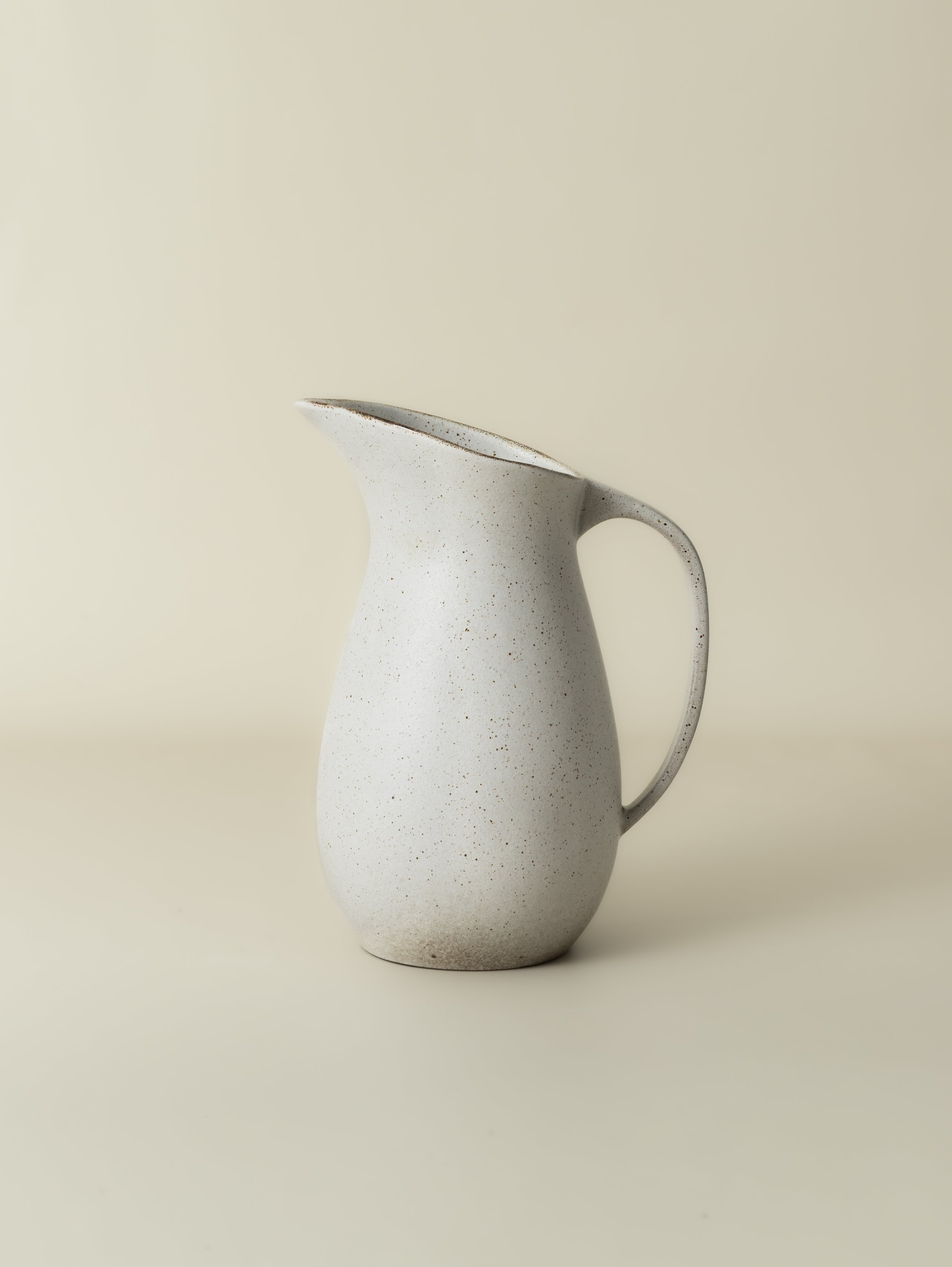 Sail_Jug_fr.jpg