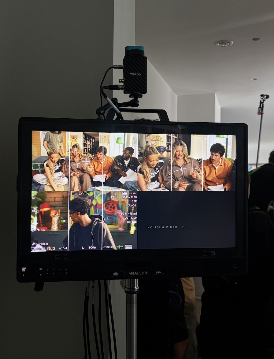 Specs + Arthur star in Sky’s new commercial.