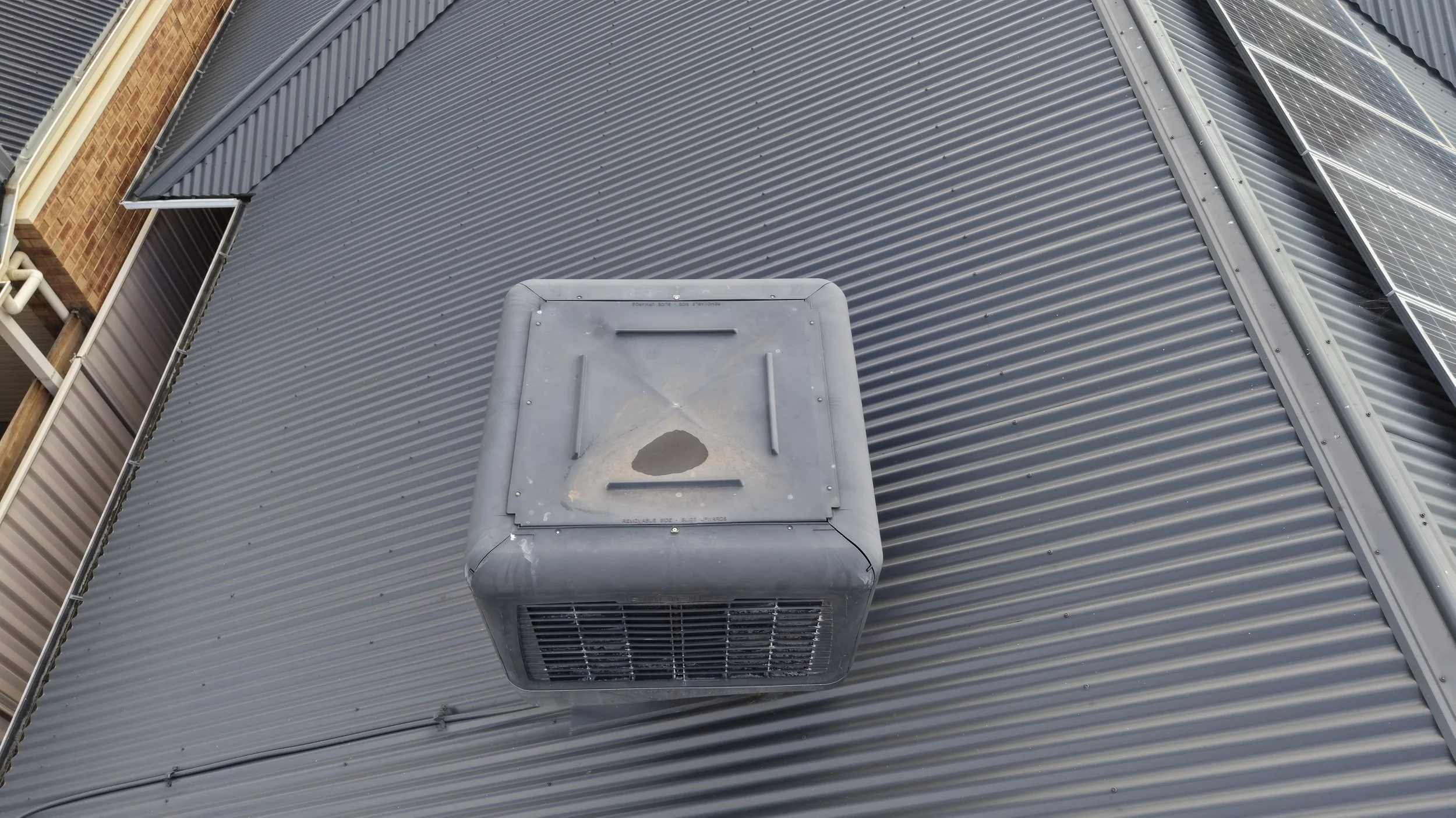 What Does Your Roof Actually Look Like? Most Adelaide Homeowners Have No Idea