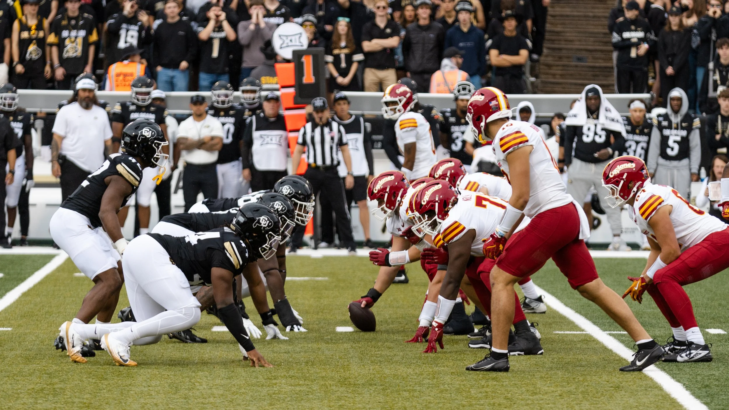 FB_2025_10_11 vs Iowa State_AE-142.jpg