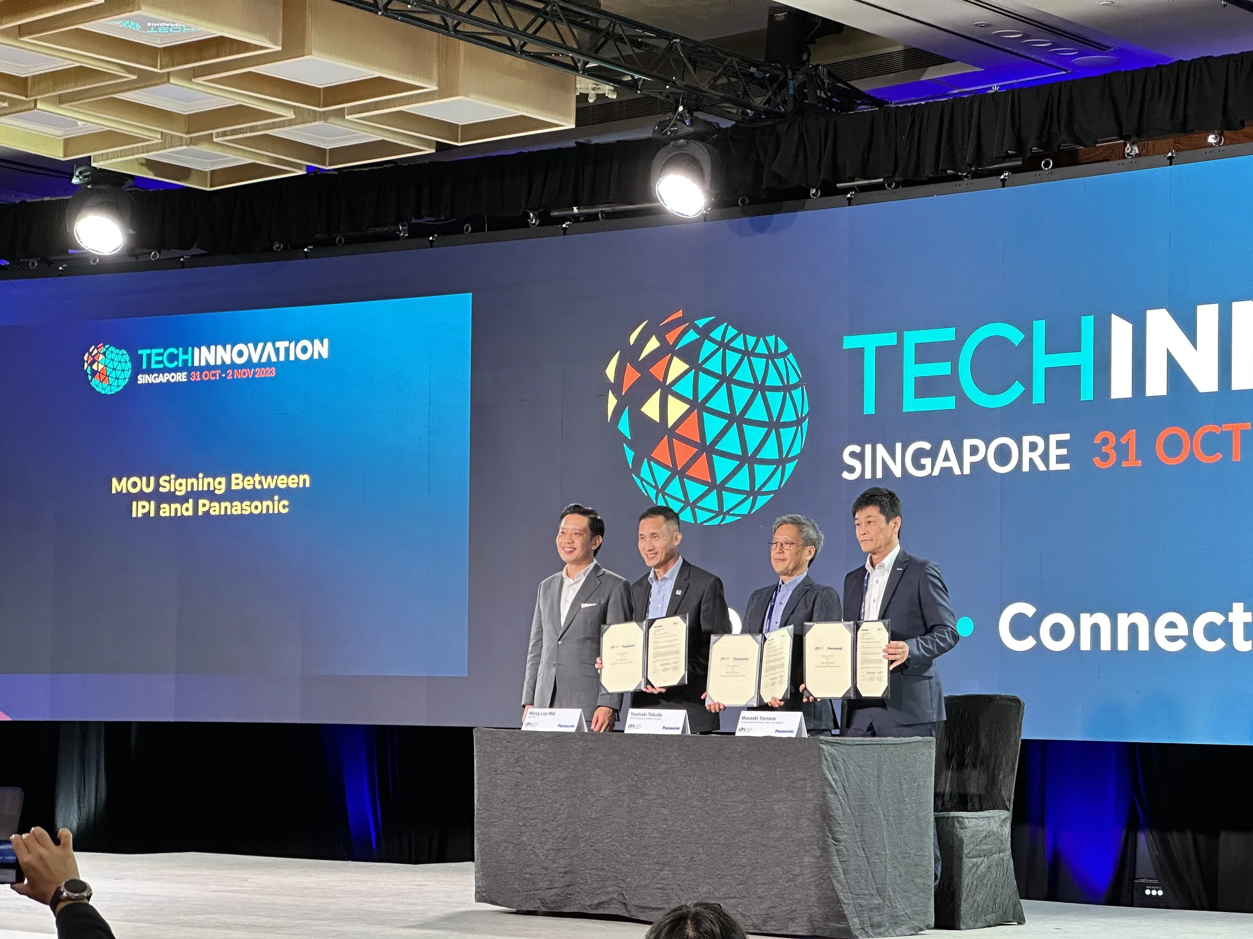 Pinpoint PR_TechInnovation_MOU Signing_media engagement.JPG