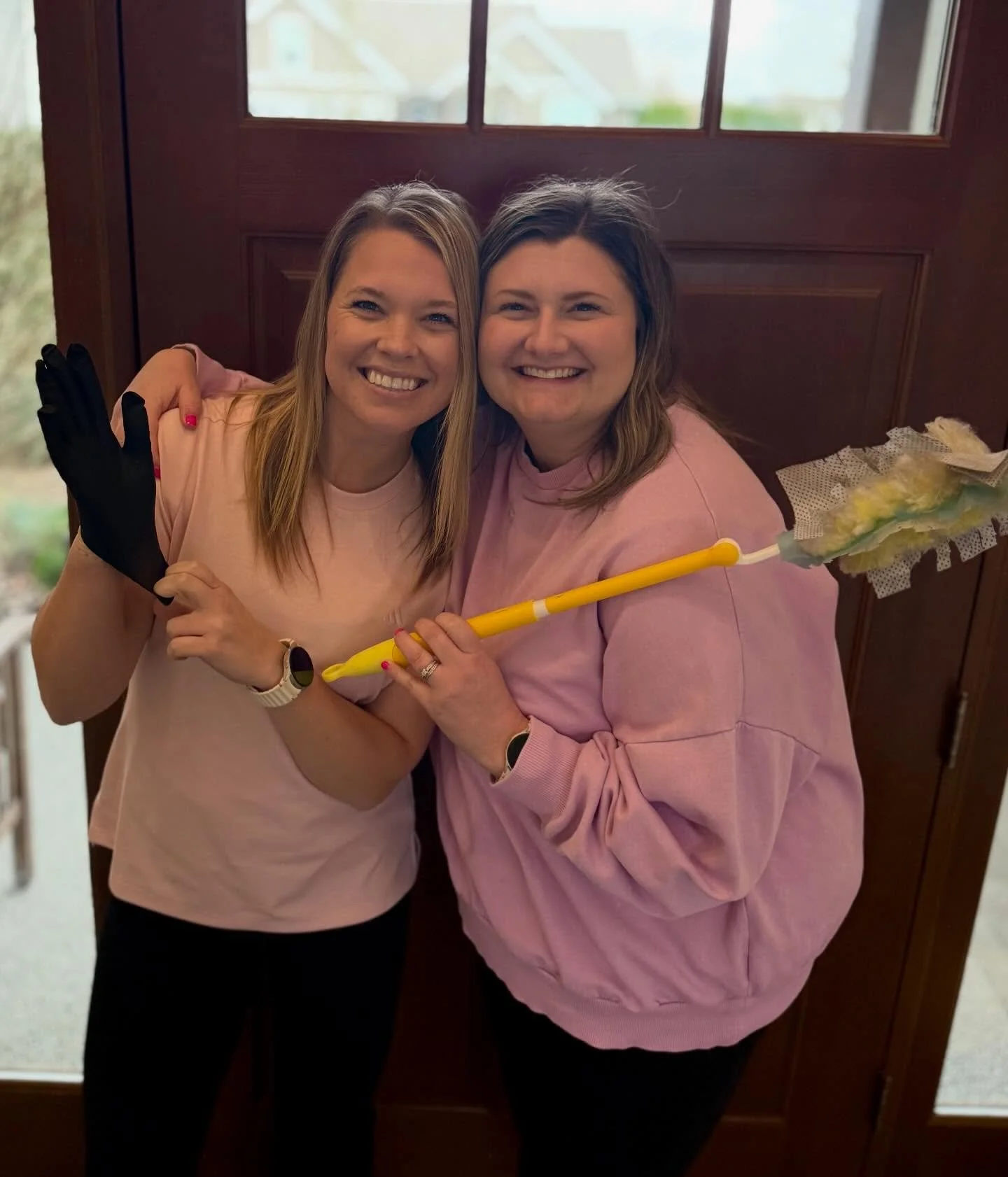 Drum roll please 🥁 🥁 🥁 

Introducing, the first of our employees, Ashly and Lindsey! 

These sisters are the ultimate dream team&mdash;bringing sharp attention to detail, top-tier efficiency, and the kind of teamwork you can only get from growing 