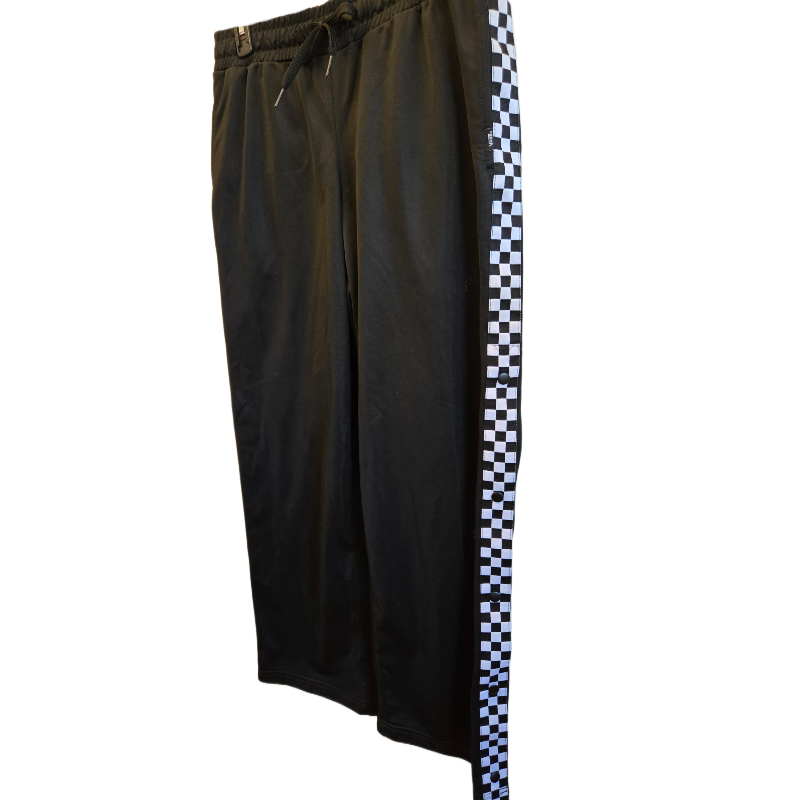vanstrackpantsstripe.png