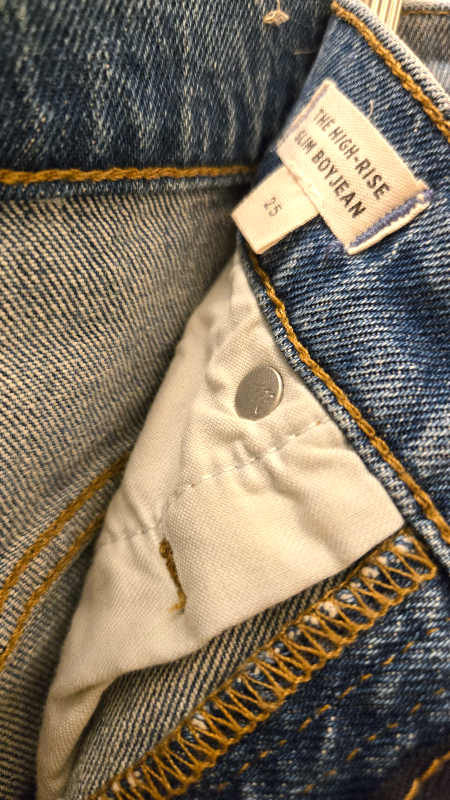 madewelljeanssizetag.png
