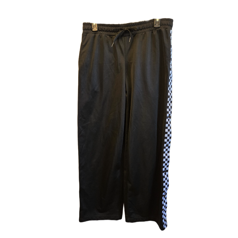 vanstrackpantsfront.png