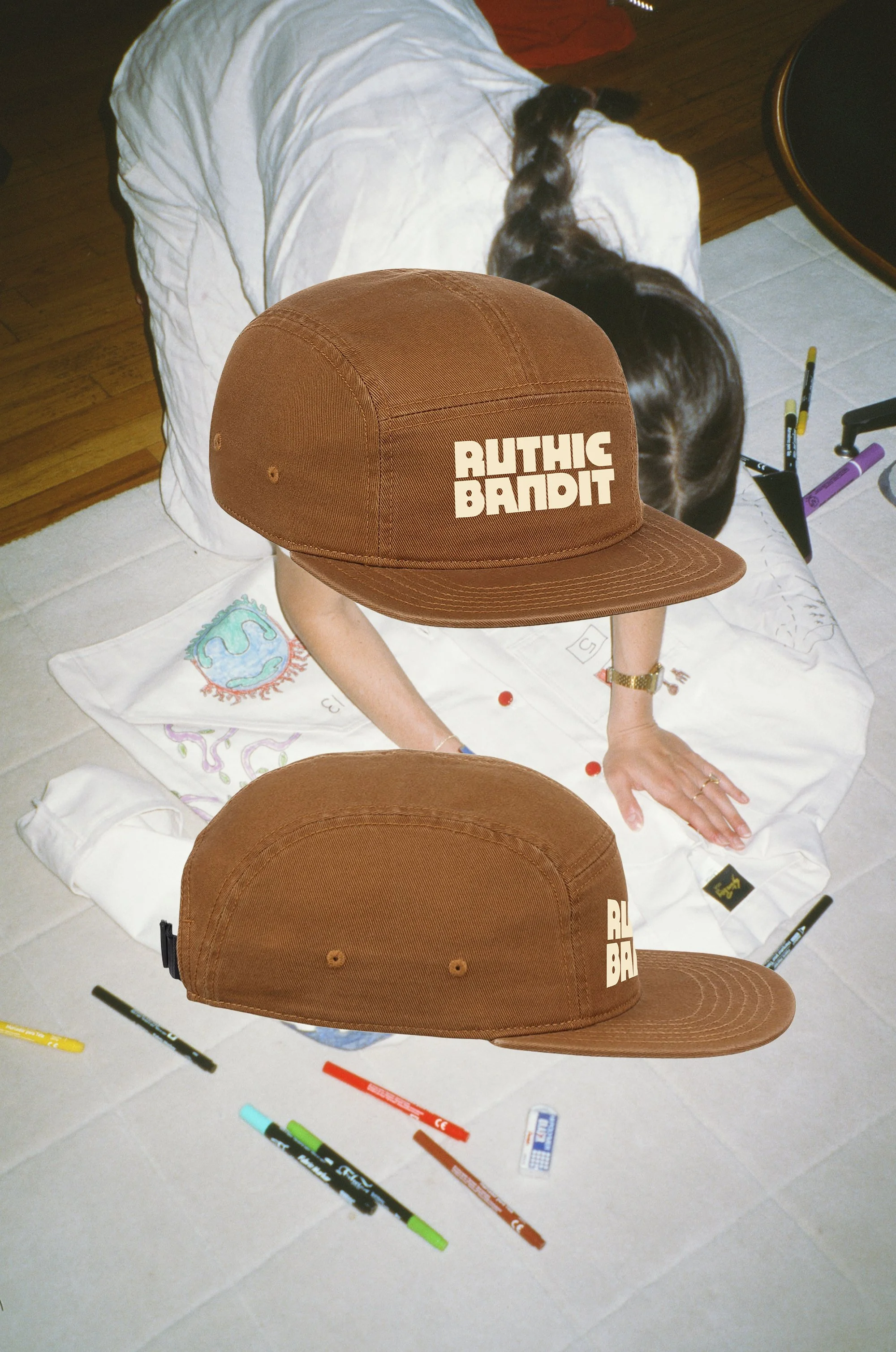5 PANEL OUTFIT.jpg