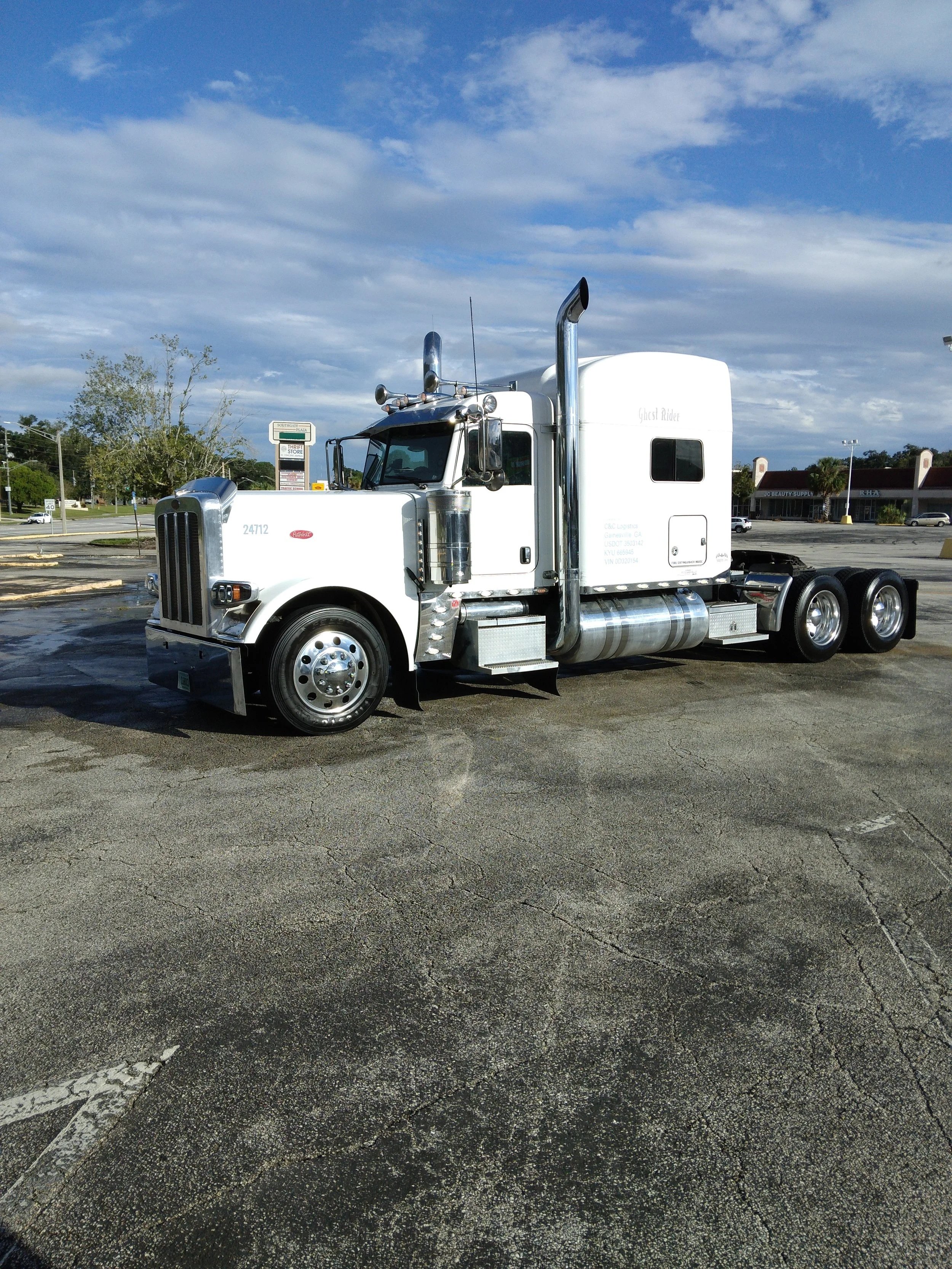 Semi-Truck 