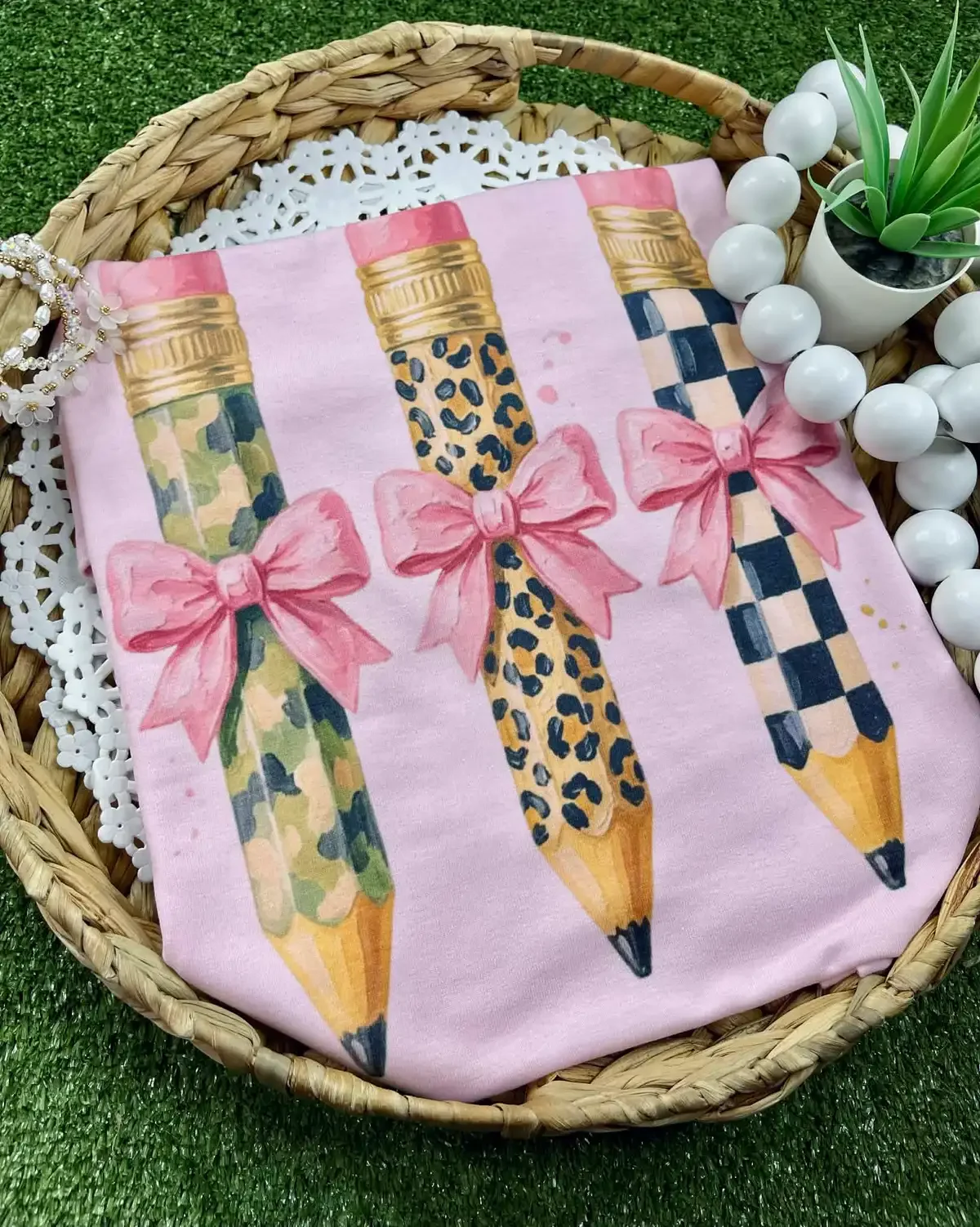 Pretty In Pencils (Gildan Tee)