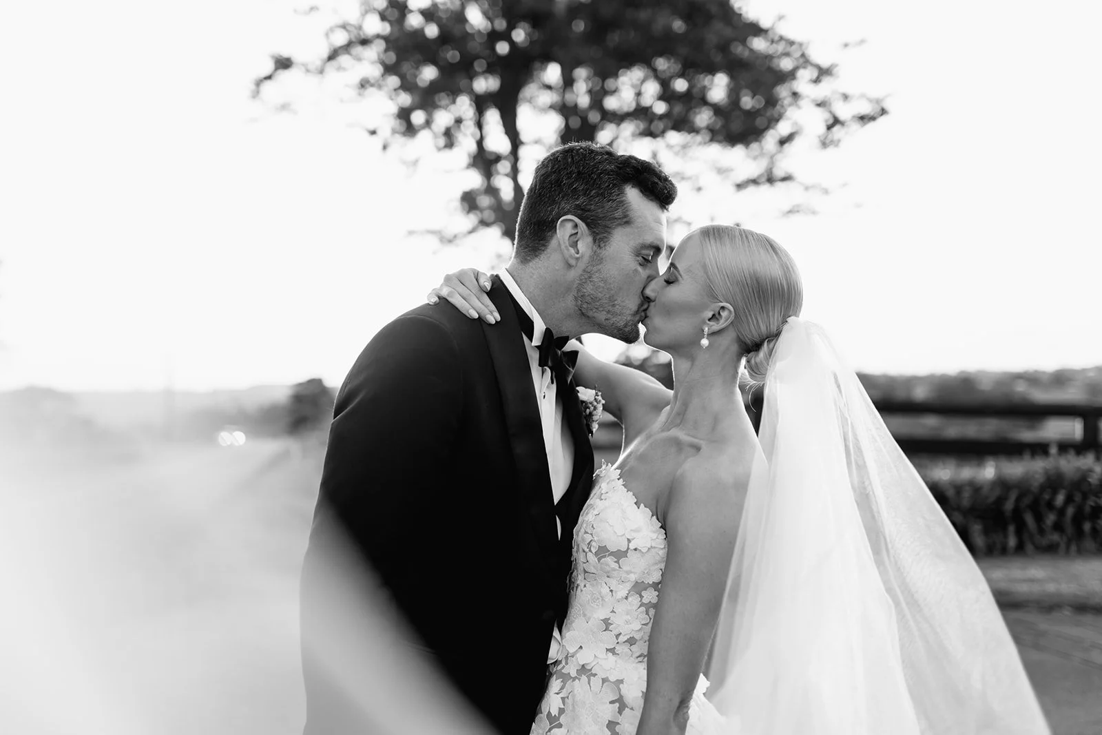 editorial-romance-era-maleny-manor-wedding-jack-425_websize.jpg