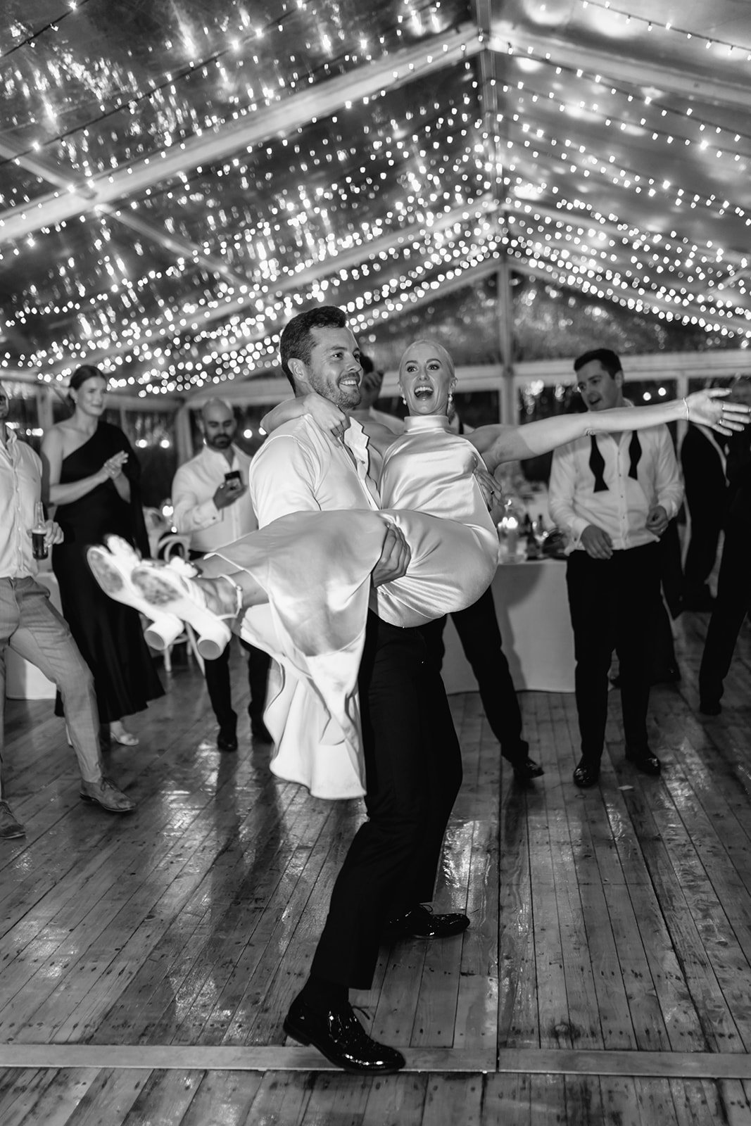 reception-romance-era-maleny-manor-wedding-jack-477_websize.jpg