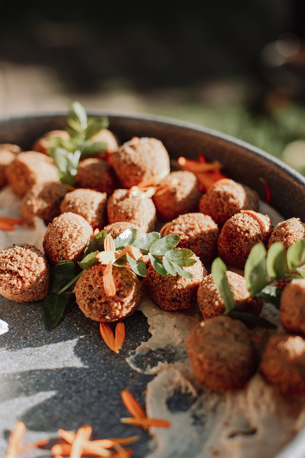 byron-bay-wedding-photographer-Reception-43-figtree-restaurant.jpg