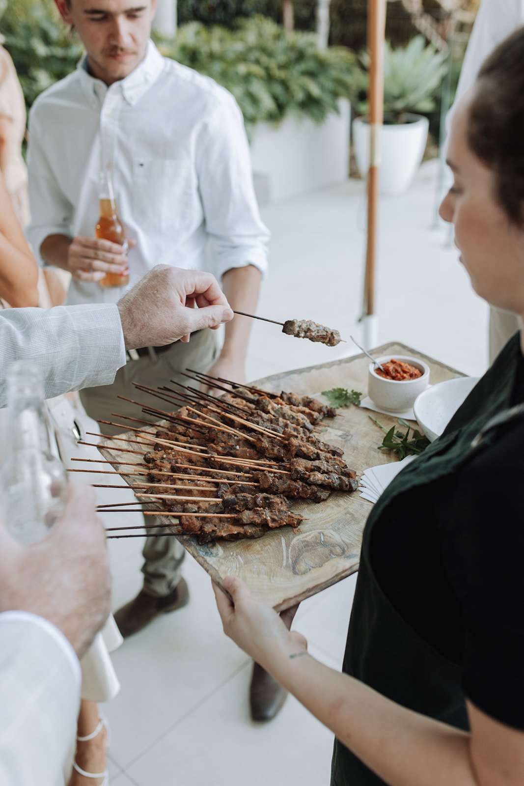 byron-bay-wedding-photographer-Reception-72-figtree-restaurant.jpg