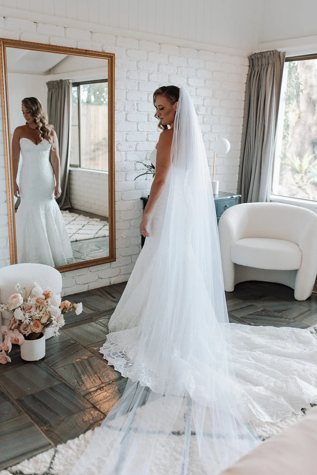 super-8-wedding-film-Prep-76-figtree-restaurant.jpg