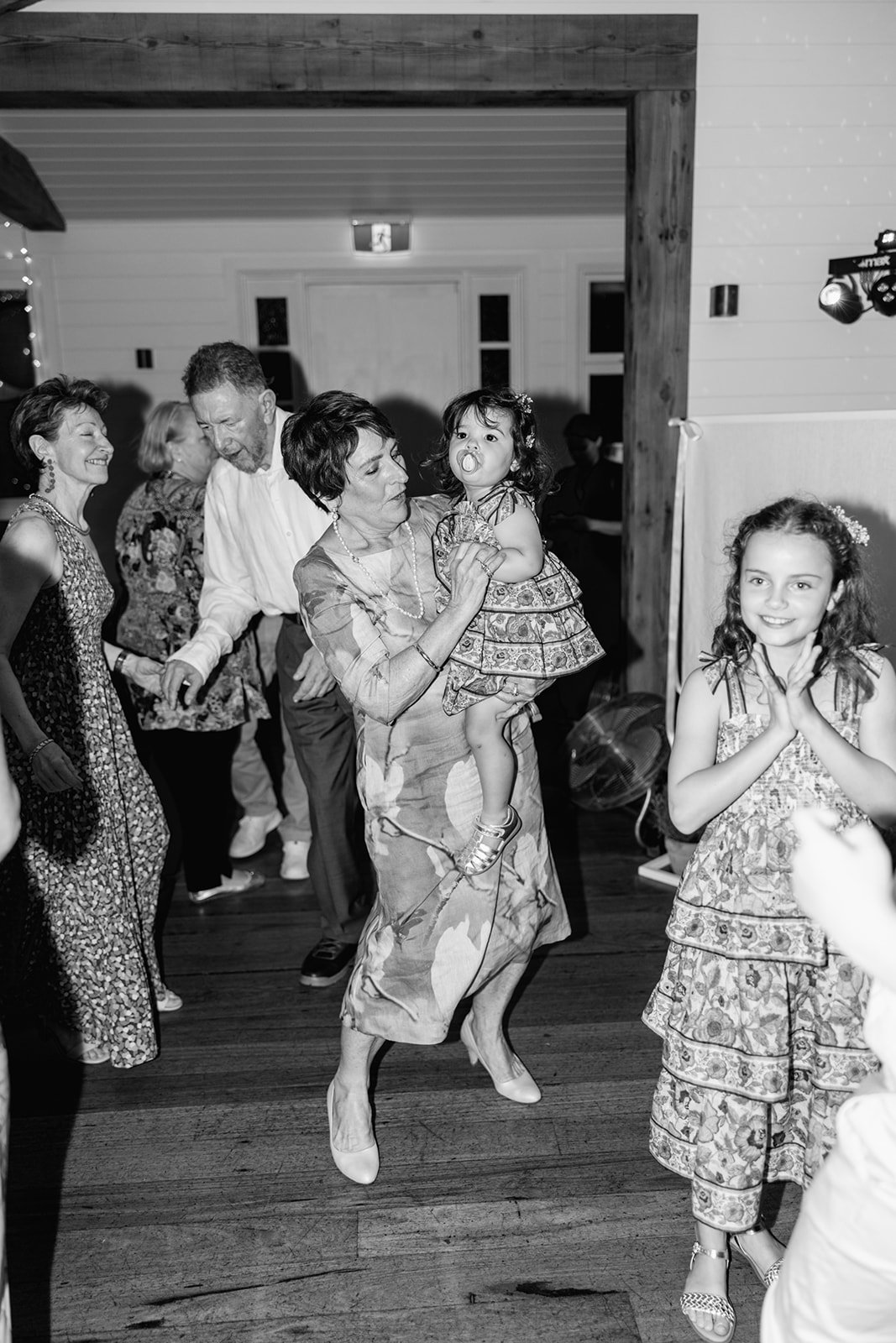 byron-bay-35mm-wedding-Reception-313-super-8.jpg