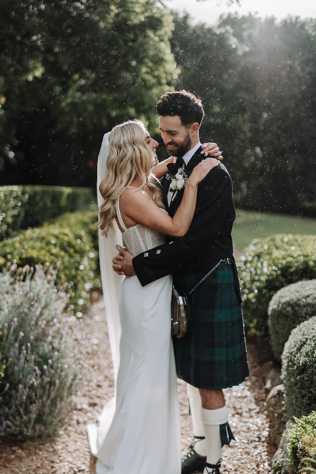 HOW TO PREPARE FOR RAIN ON YOUR WEDDING DAY (AND WHY IT MIGHT BE THE BEST THING THAT HAPPENS)