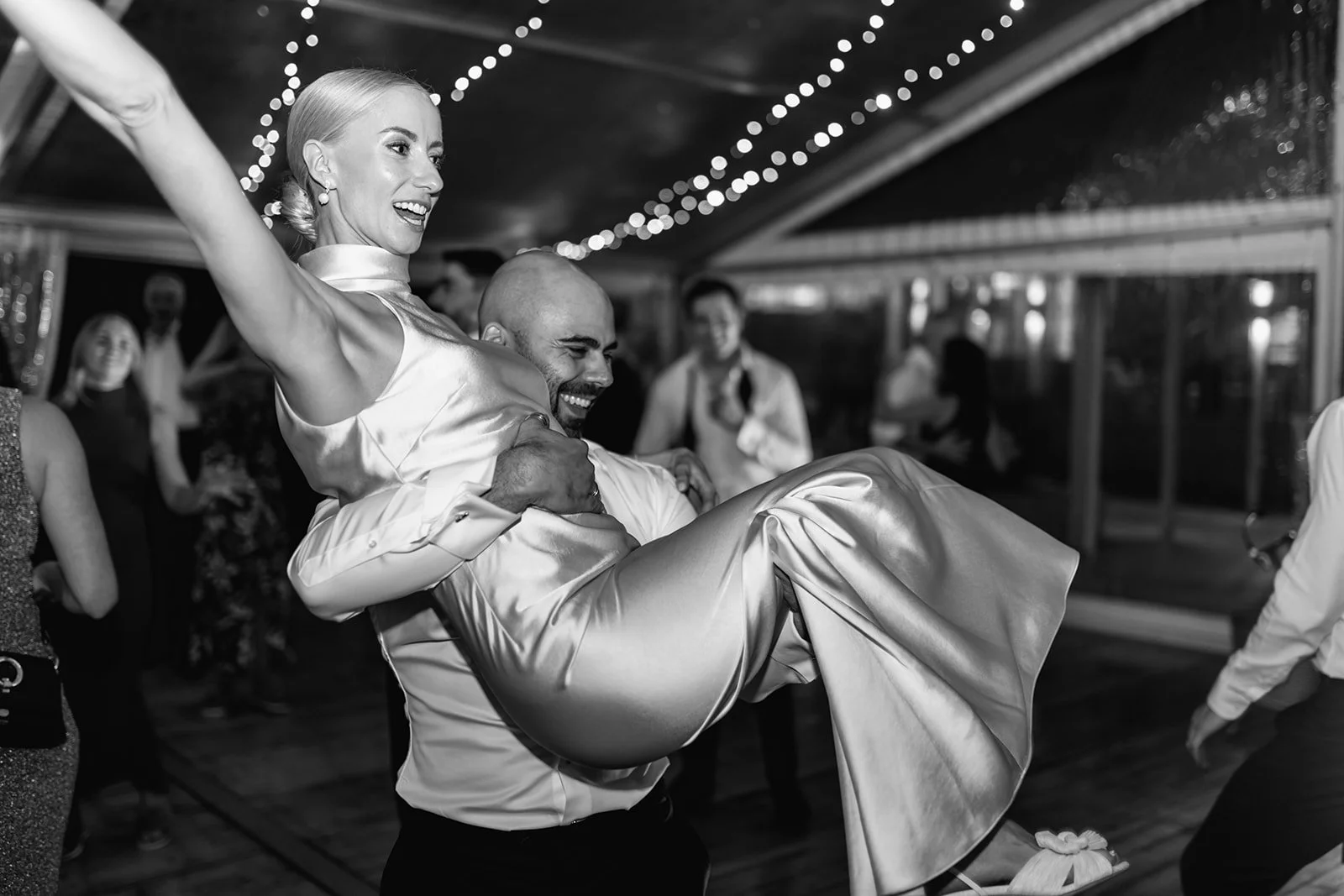 reception-romance-era-maleny-manor-wedding-jack-466_websize.jpg
