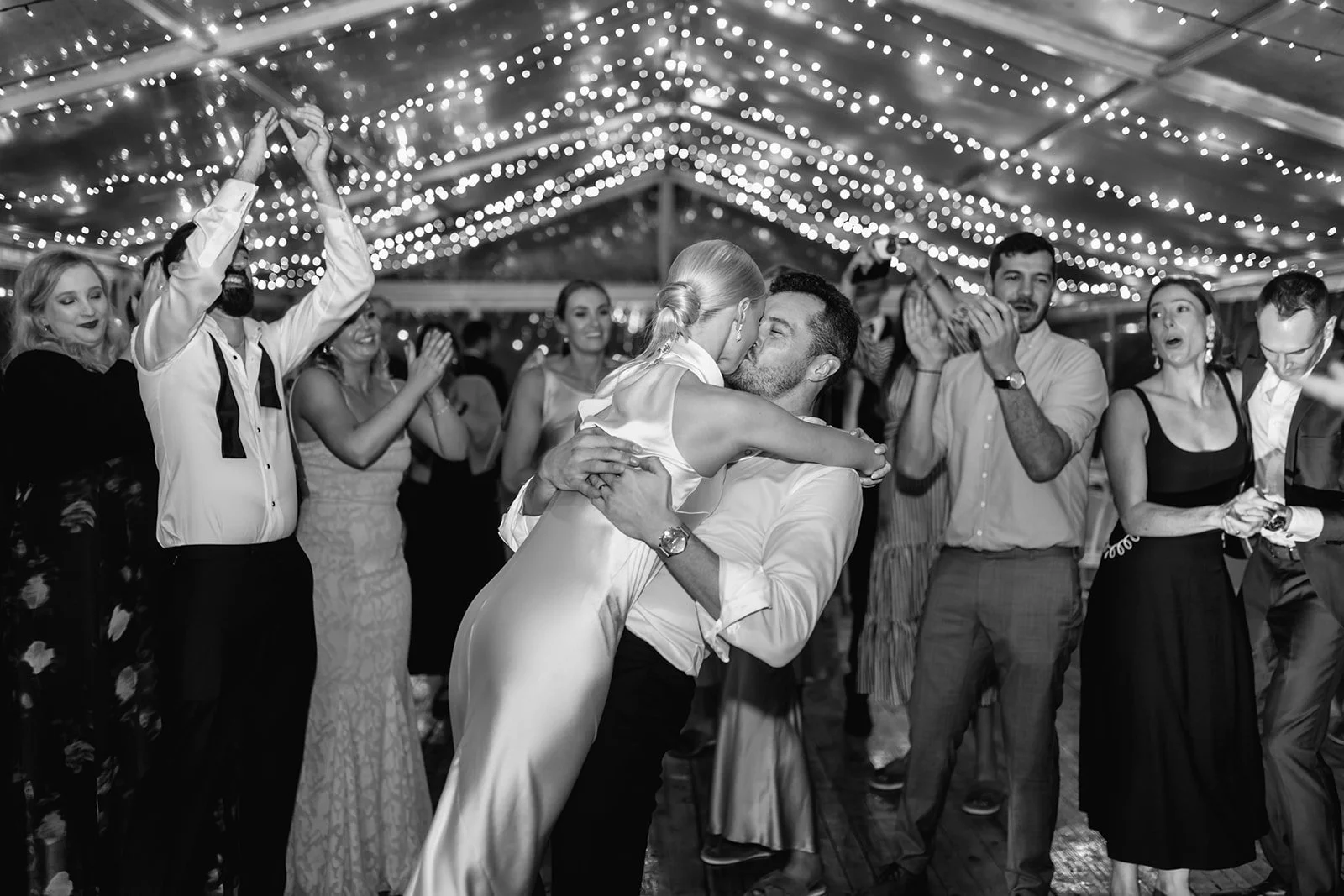 reception-romance-era-maleny-manor-wedding-jack-530_websize.jpg