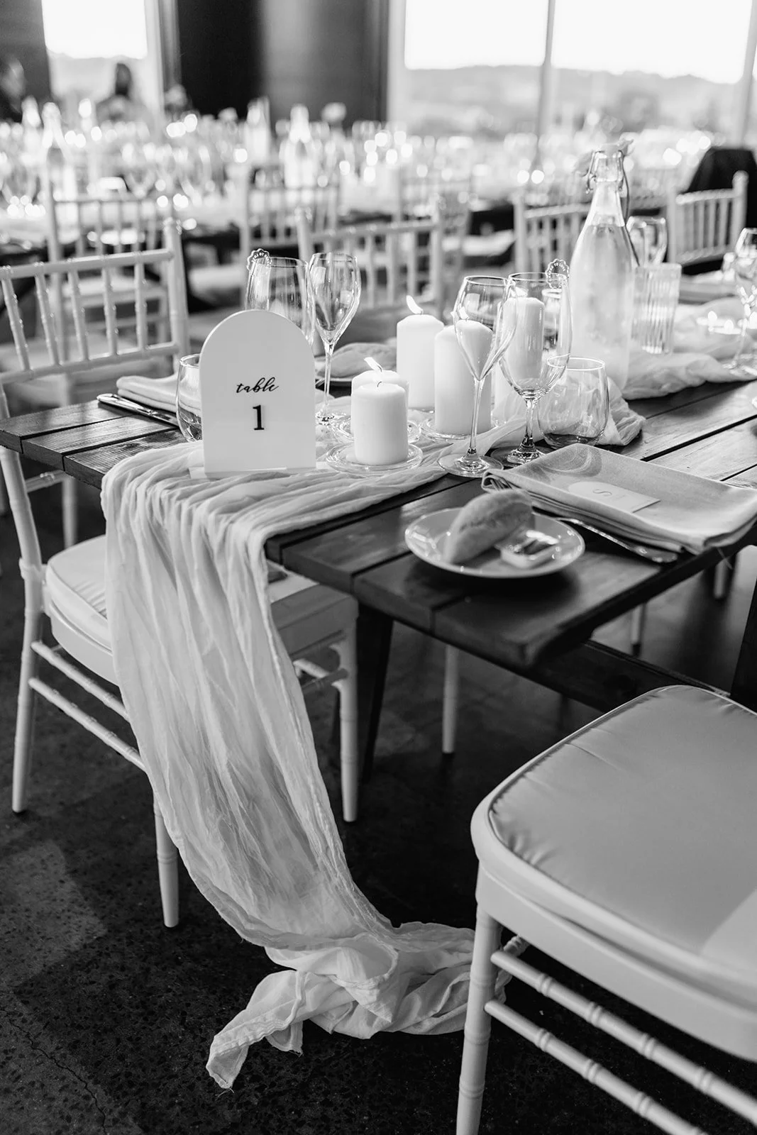 romance-era-super-8-wedding-filmCocktailHour-66_websize.jpg