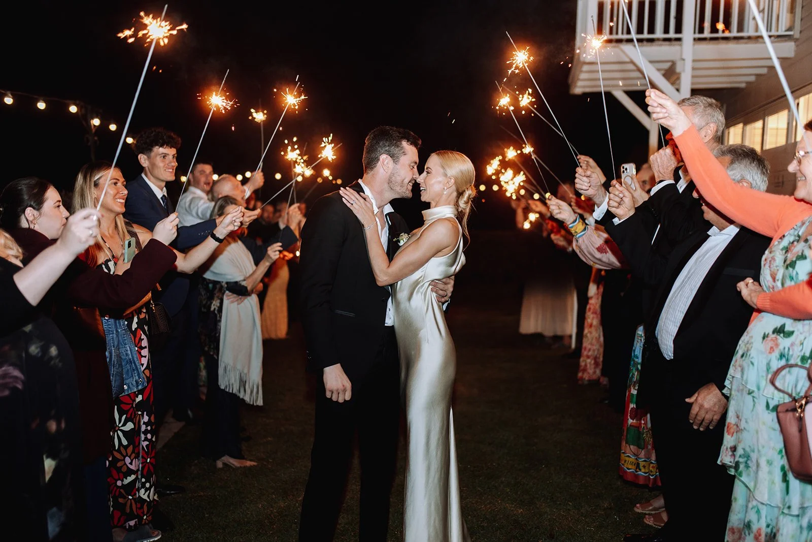 reception-romance-era-maleny-manor-wedding-jack-554_websize.jpg