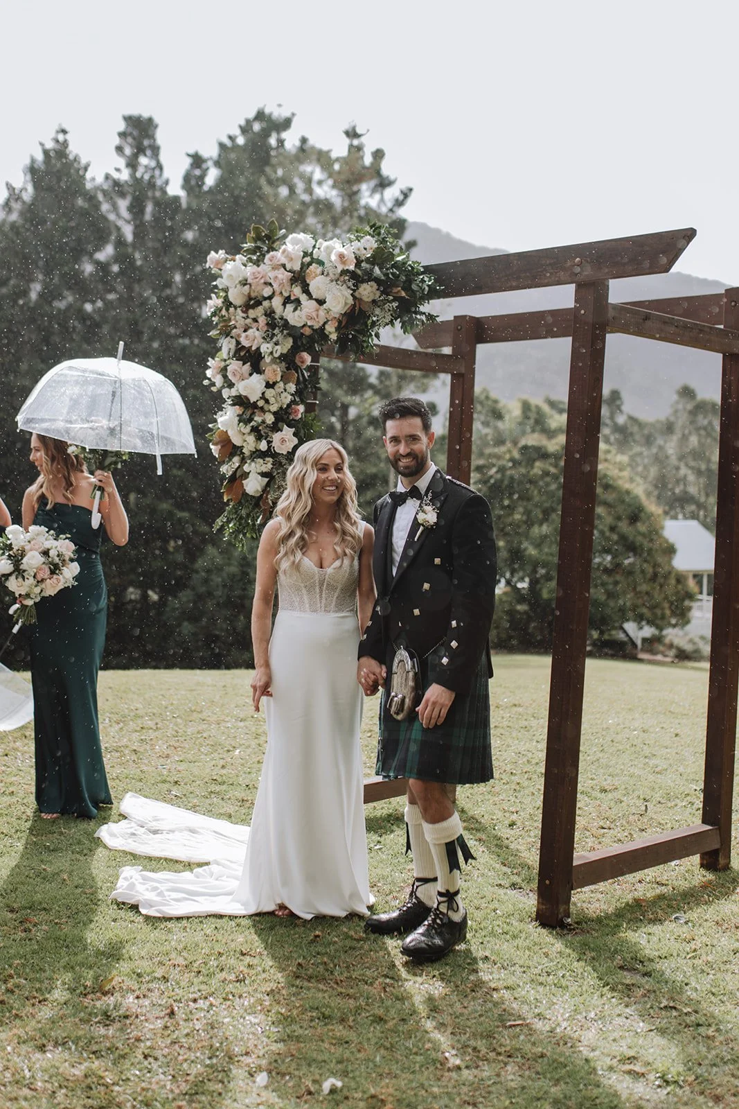 romance-era-byron-bay-wedding-photographyCeremony-40-super-8.jpg
