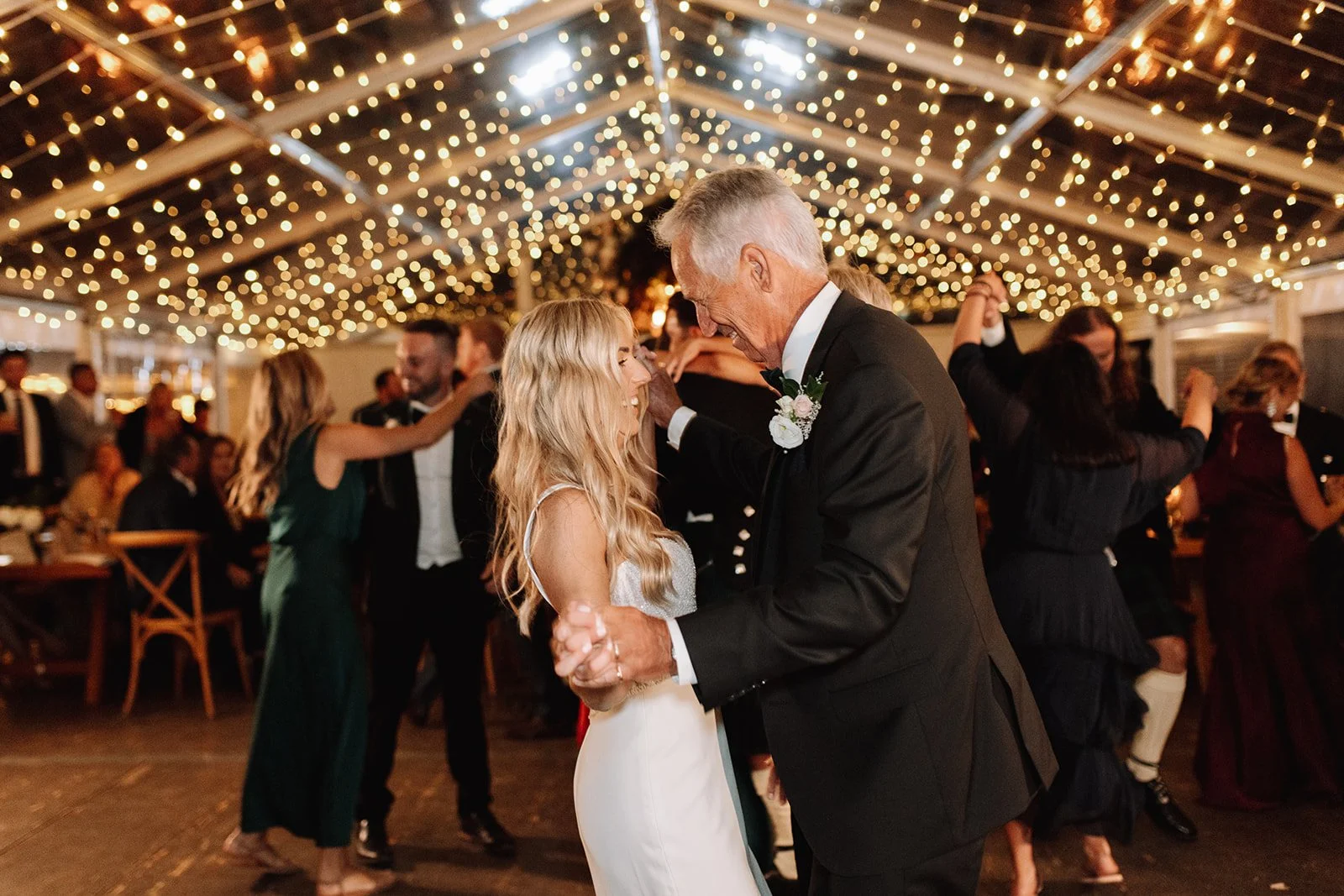 romance-era-byron-bay-wedding-photographyReception-340-super-8.jpg