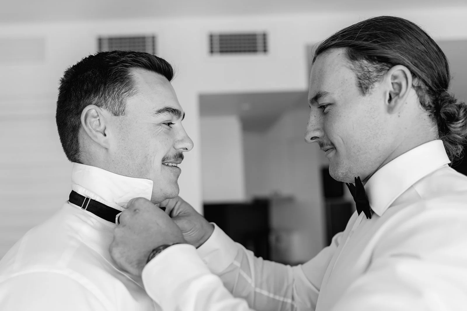 byron-bay-super-8-wedding-CallumPrep-29_websize.jpg