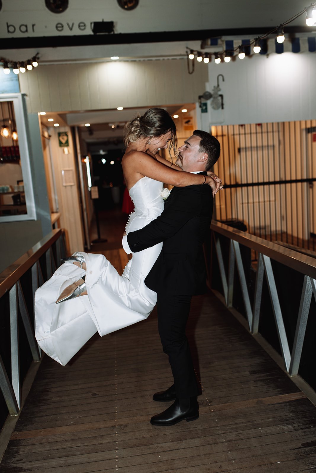 byron-bay-super-8-wedding-Reception-262_websize.jpg