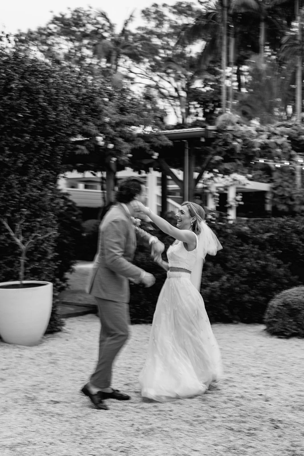 byron-bay-35mm-wedding-Editorial-378-super-8.jpg