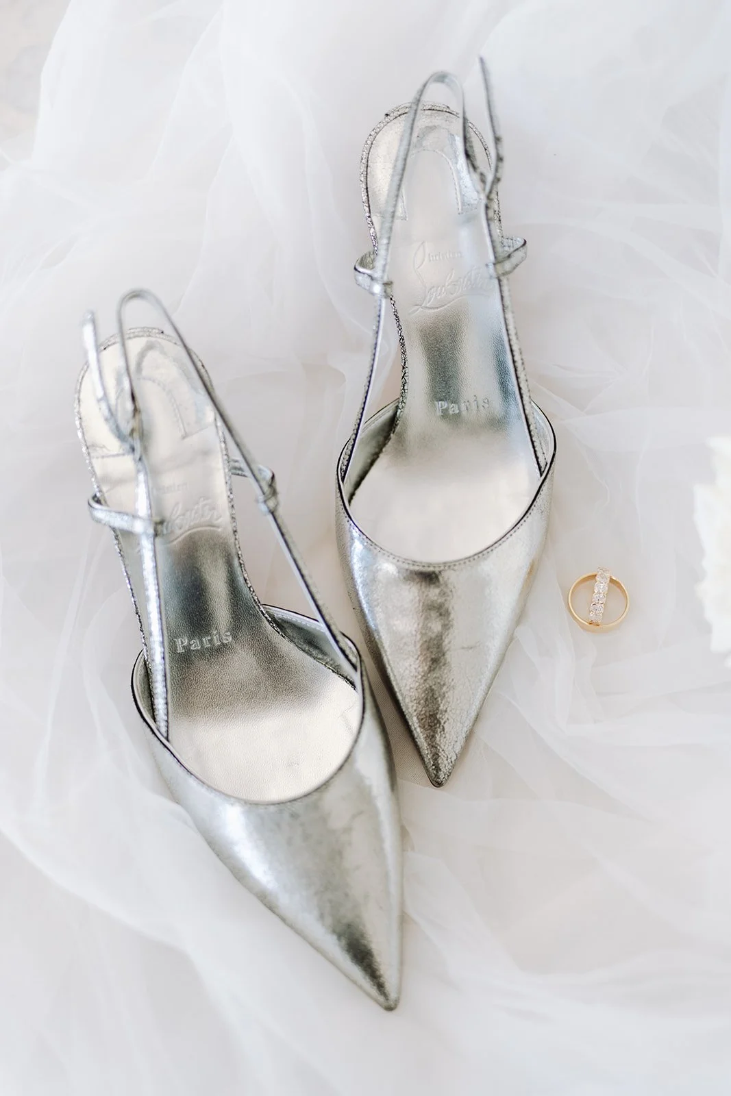 byron-bay-super-8-wedding-SavannahPrep-18_websize.jpg